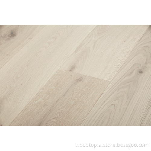 Free Sample Stylish Oak Wood Engineered Timber Flooring